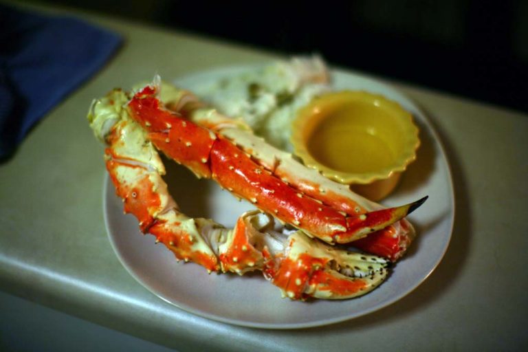 Boiled King Crab Legs