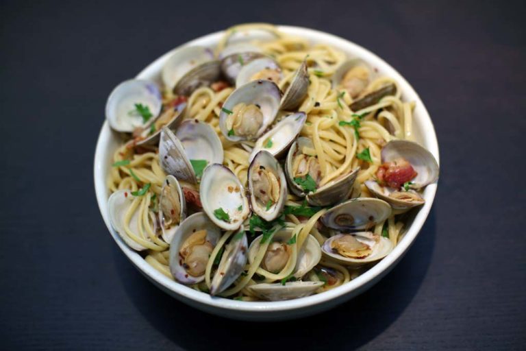 Clams and Linguine